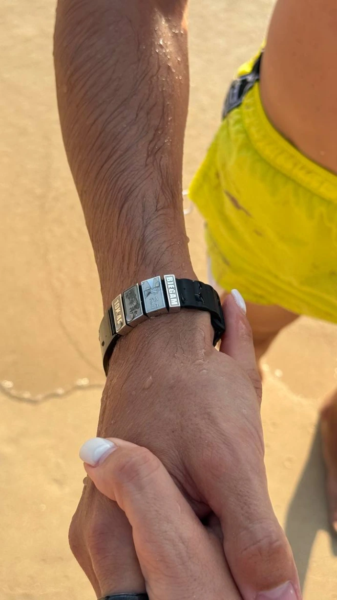 Bransoletka dla biegaczy, Adapton , prezent